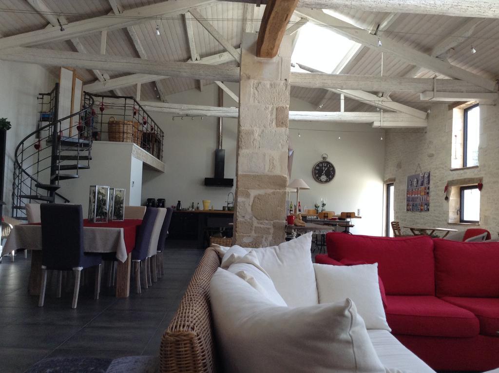 Aigrefeuille-dʼAunis La Grange D'Aunis B&B 외부 사진